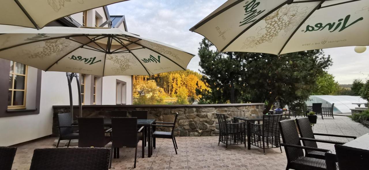 Hotel Zlaty Potok Nicov  Zewnętrze zdjęcie