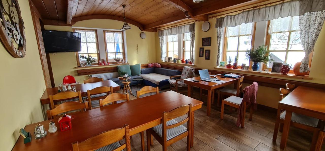 Hotel Zlaty Potok Nicov  Zewnętrze zdjęcie